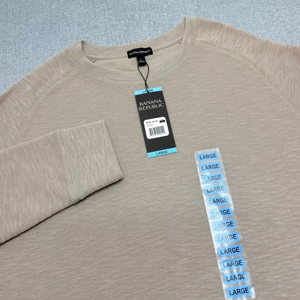 Banana Republic Mens Large Tan Khaki Textured Crewneck Long Sleeve Shirt NWT